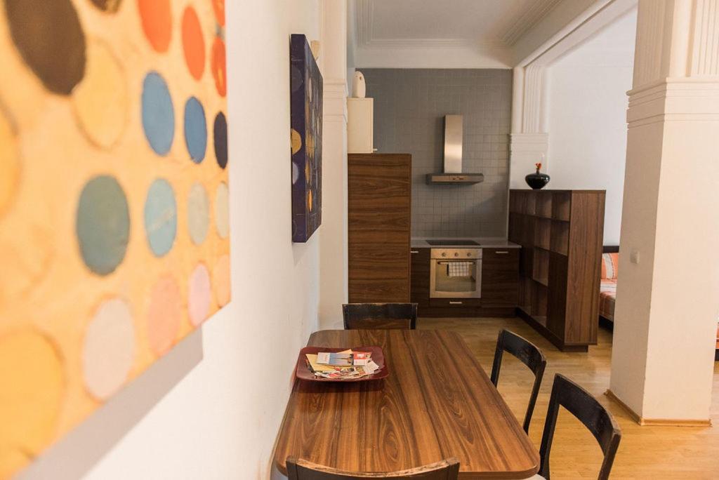 Lion Apartments In Historical Center, Bratislava Old Town Exterior foto