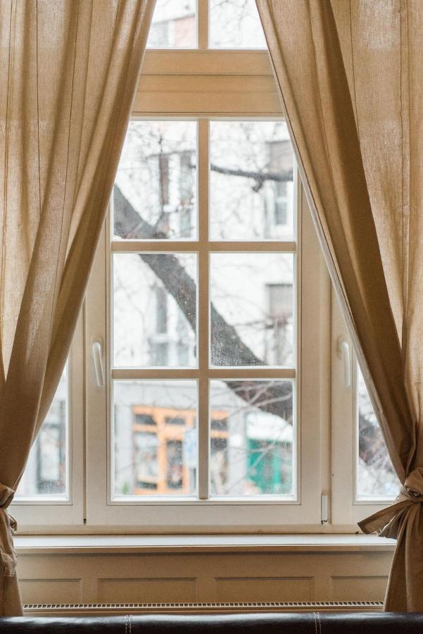 Lion Apartments In Historical Center, Bratislava Old Town Exterior foto