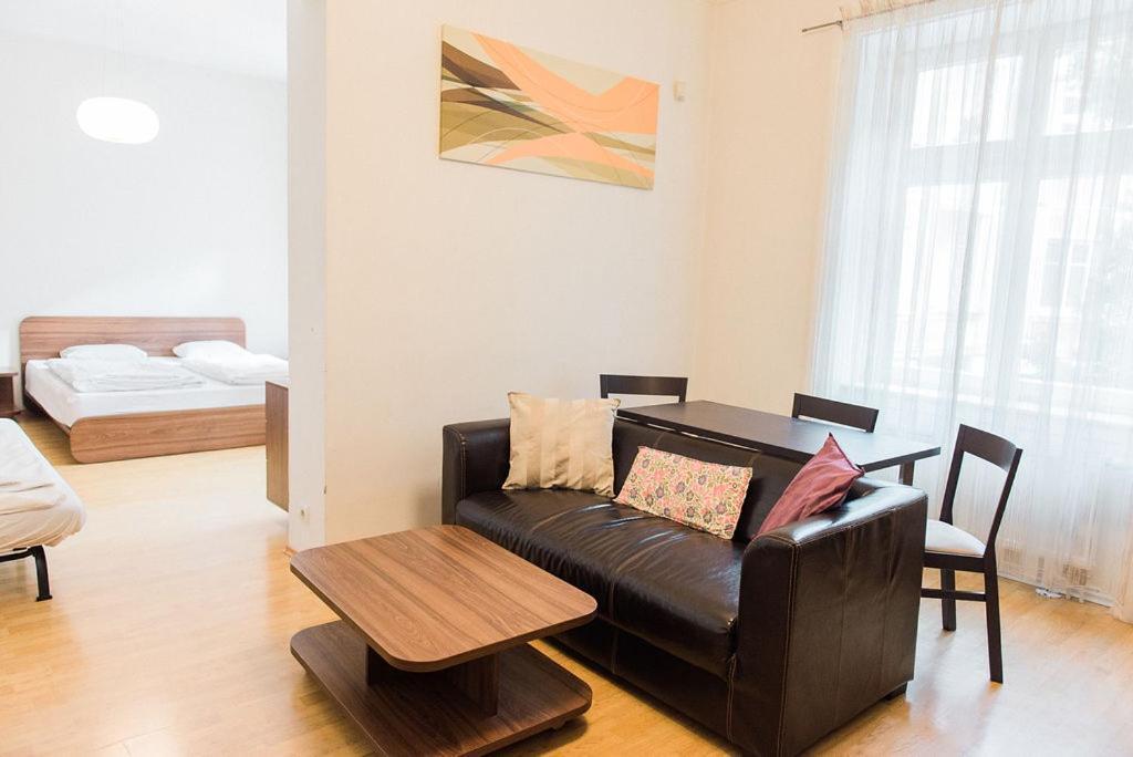 Lion Apartments In Historical Center, Bratislava Old Town Exterior foto