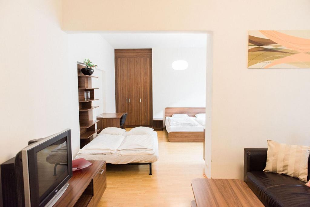Lion Apartments In Historical Center, Bratislava Old Town Exterior foto